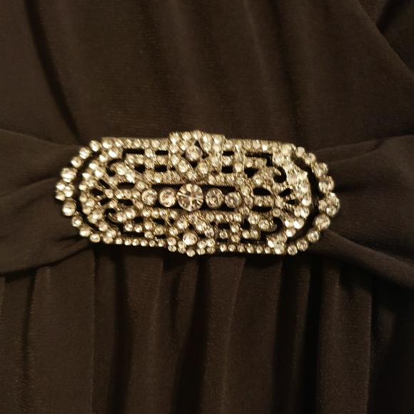 Gorgeous, sleeveless, black maternity dress - Picture 3 of 3